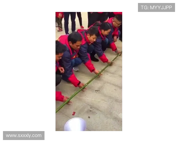 武汉攀岩队的默契配合与团队精神探讨之旅